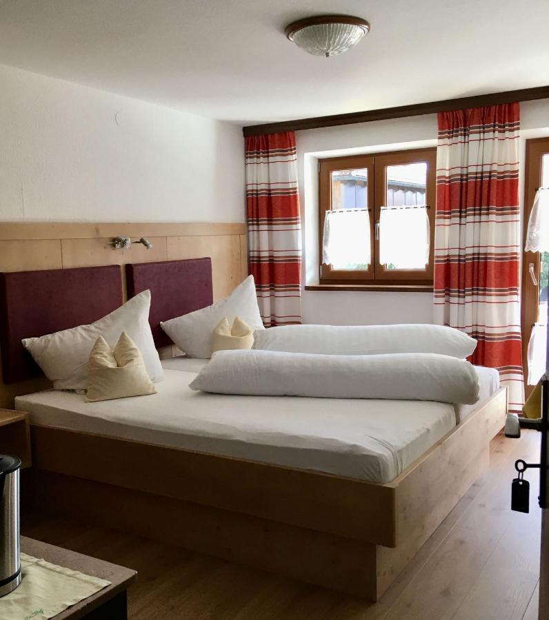 Gaestehaus Inzeller Hof ภายนอก รูปภาพ